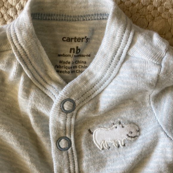 Carter’s Newborn Gown gray/white - Picture 3 of 4